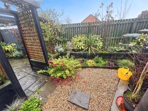 Photo 8- click for photo gallery